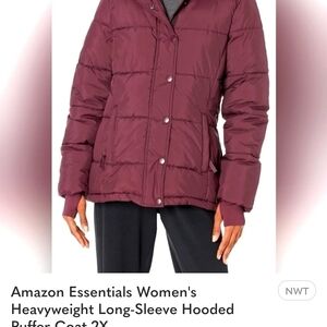 Amazon Essentials Women's Burgundy Hooded Puffer Coat